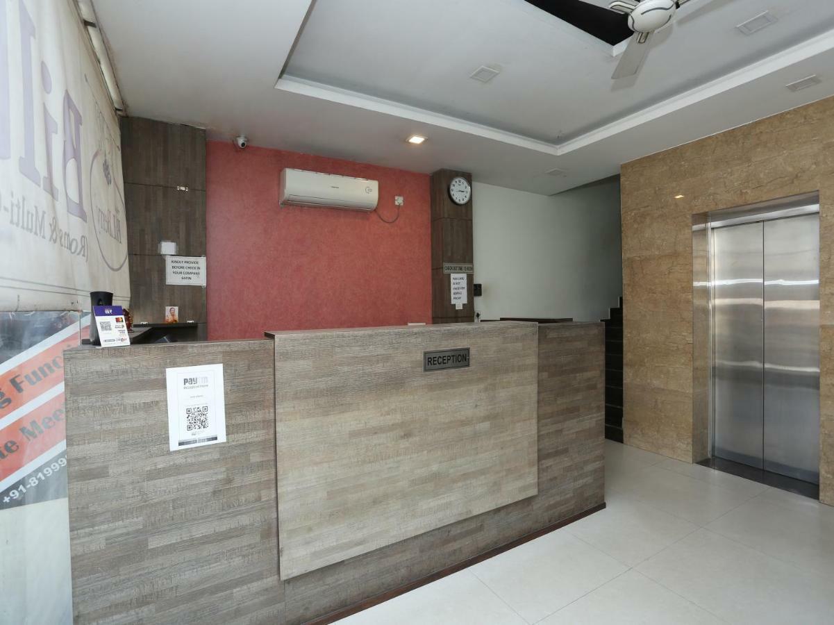 Bilberry Hotel Rewāri Kültér fotó