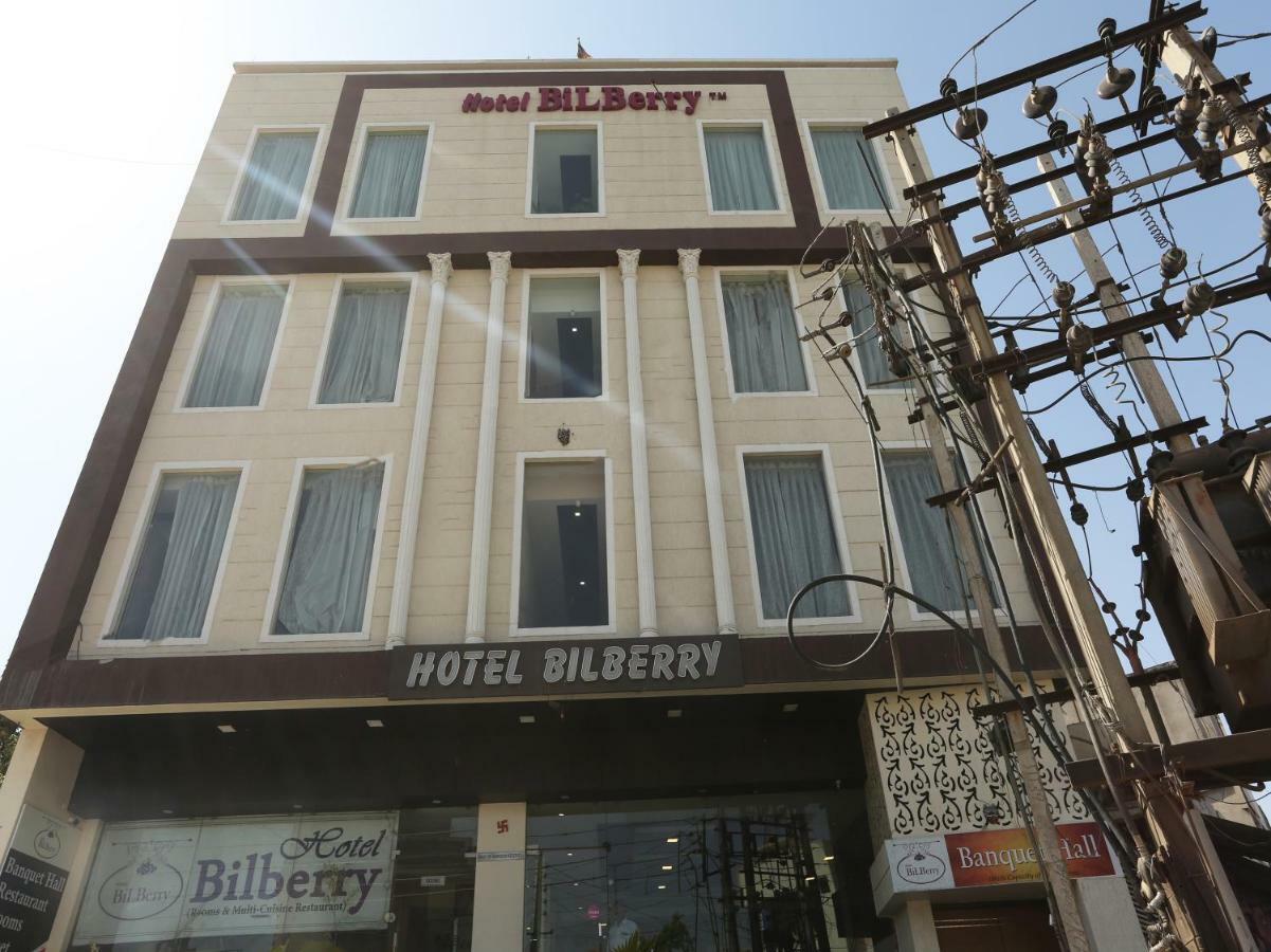 Bilberry Hotel Rewāri Kültér fotó